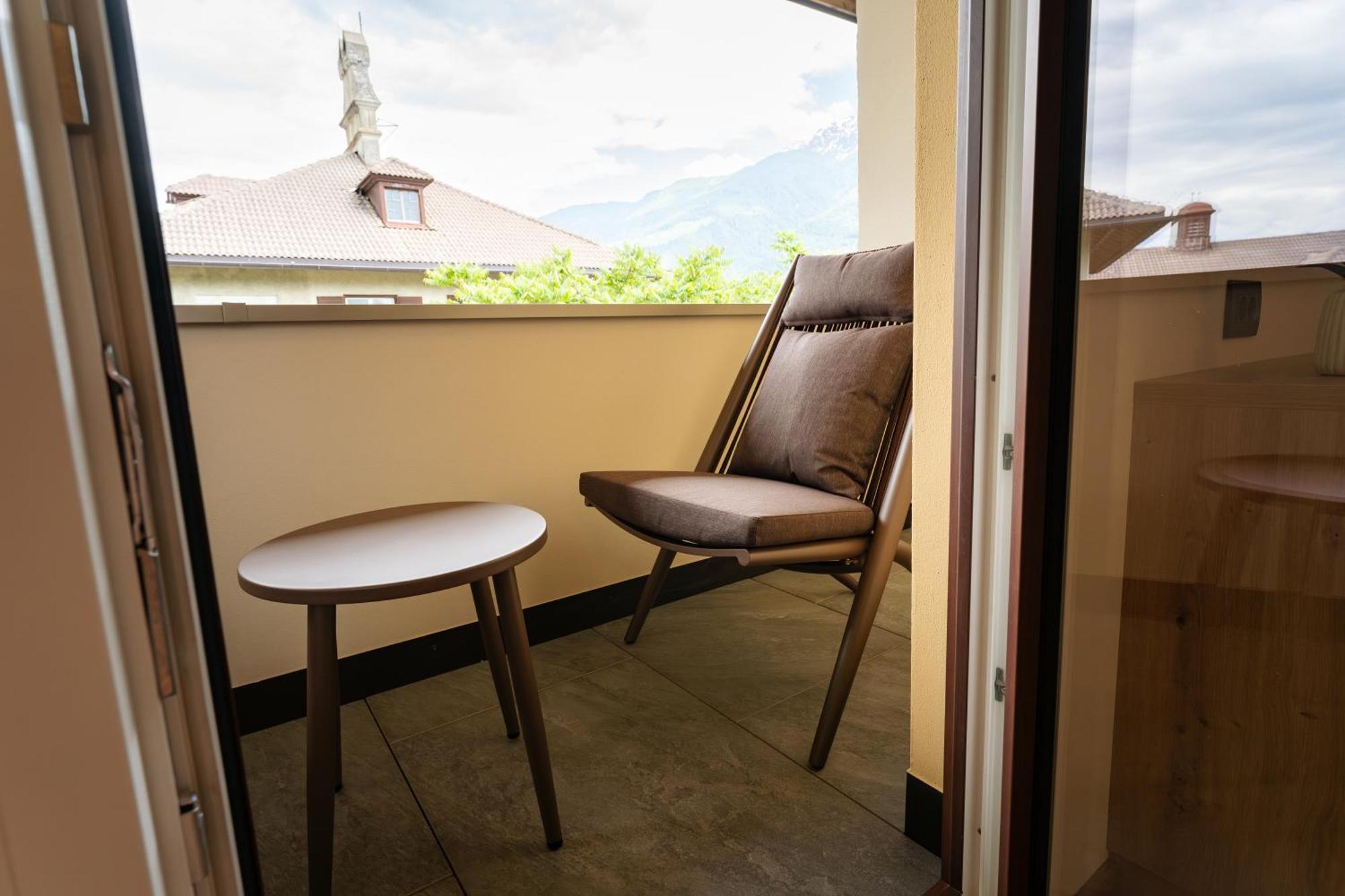 Self Service Hotel Schnalser Hof Naturns Exterior photo